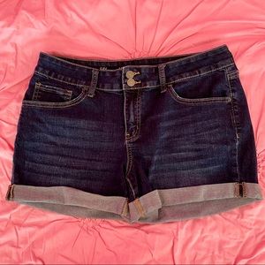 *Like New* SO Midi Shorts